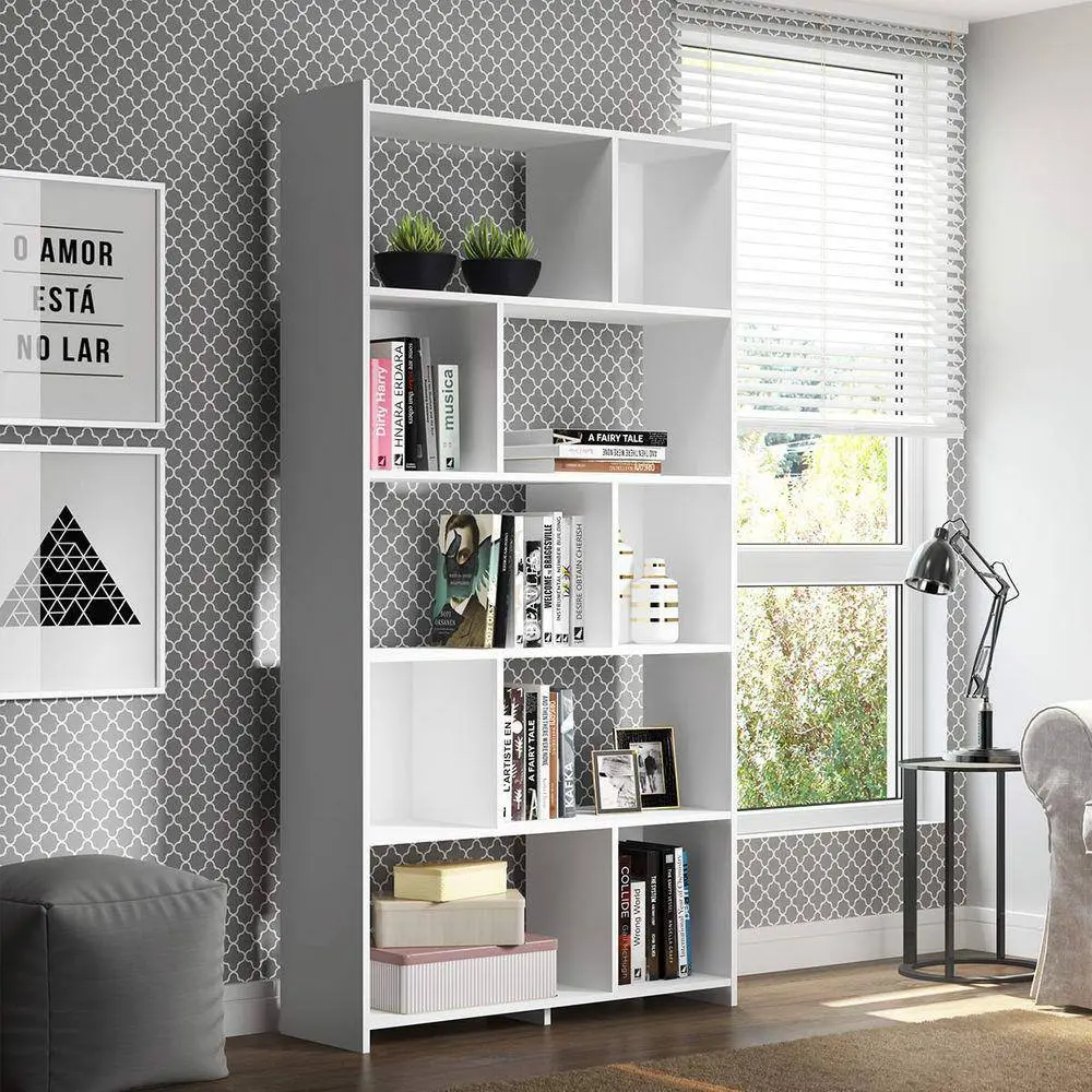 Estante de livros alta com 5 nichos